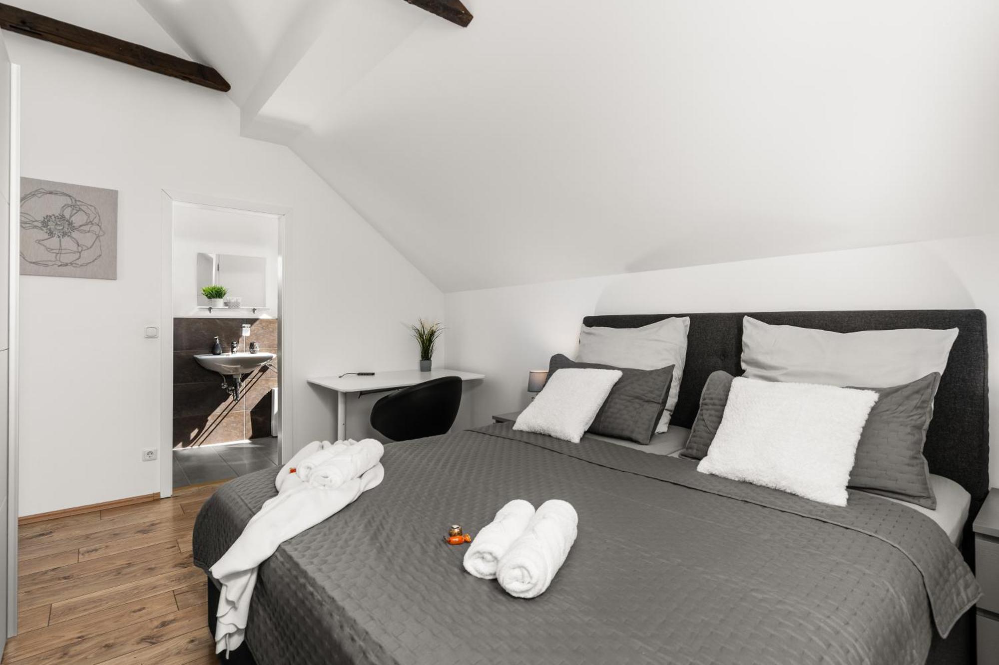 Mola Apartments-Charmante Ferienwohnung Im Herdecke Zentrum Fuer 3 Personen-Grosse Dachterrasse-Grill-Gratis Parken-Wlan Esterno foto