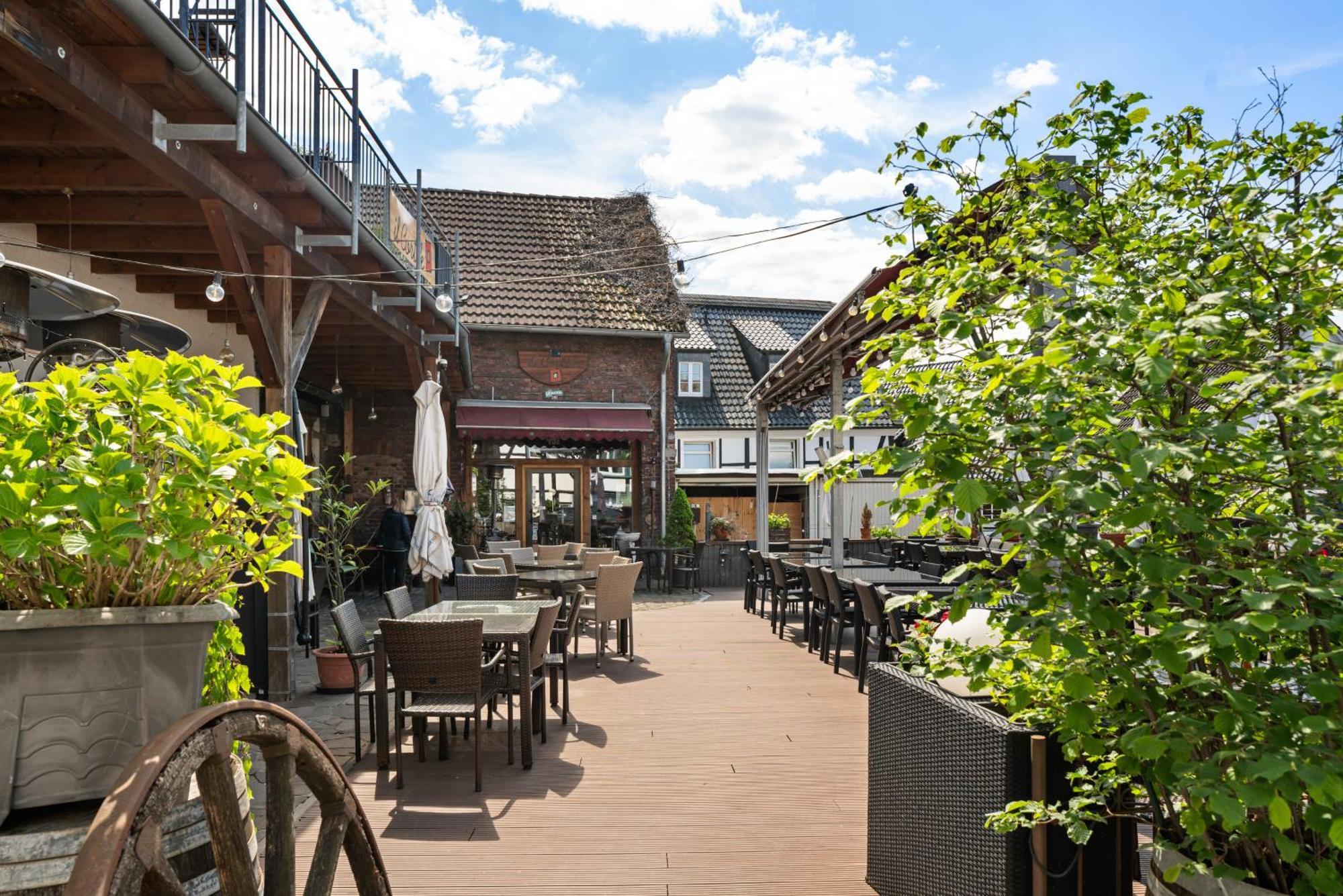 Mola Apartments-Charmante Ferienwohnung Im Herdecke Zentrum Fuer 3 Personen-Grosse Dachterrasse-Grill-Gratis Parken-Wlan Esterno foto