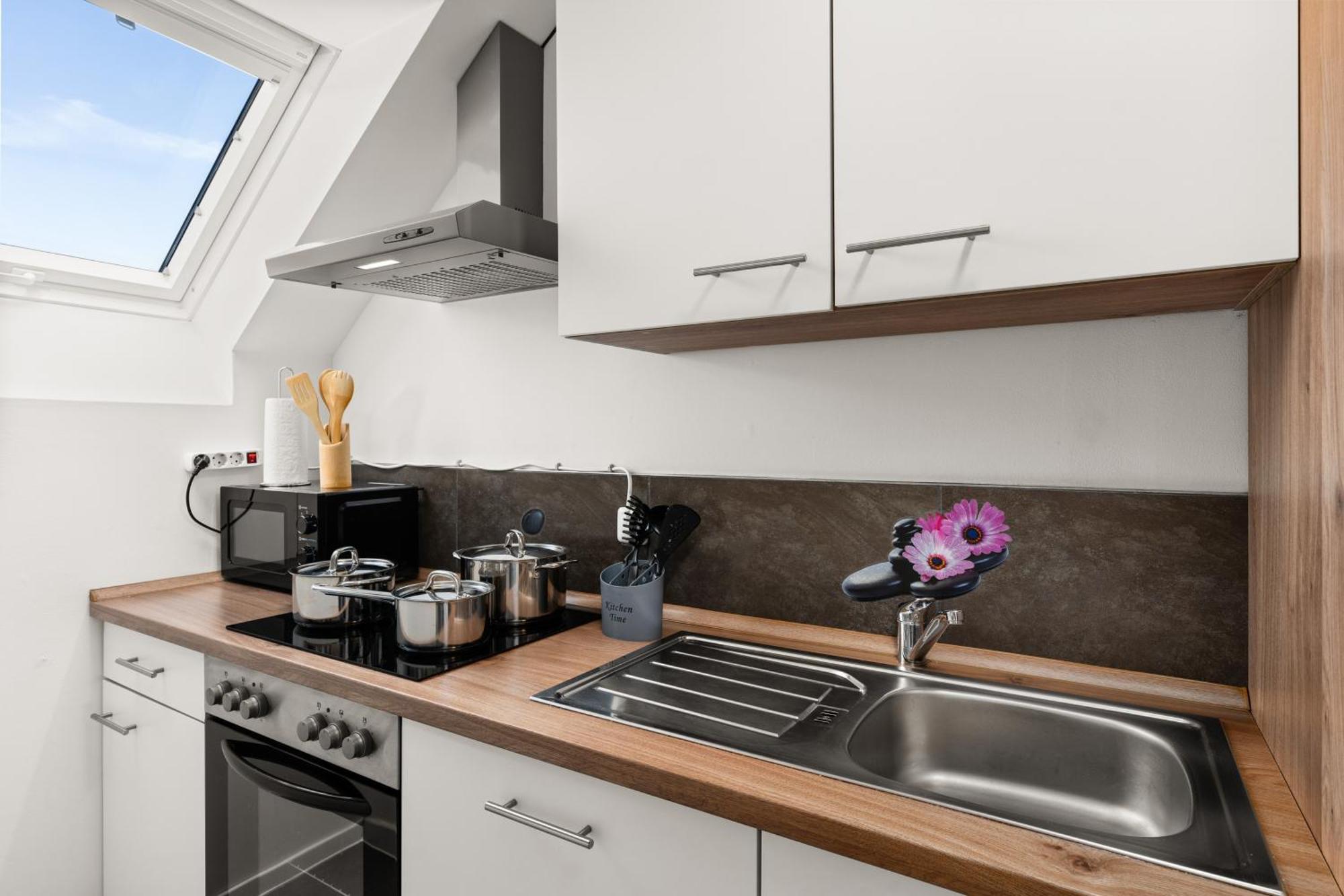 Mola Apartments-Charmante Ferienwohnung Im Herdecke Zentrum Fuer 3 Personen-Grosse Dachterrasse-Grill-Gratis Parken-Wlan Esterno foto
