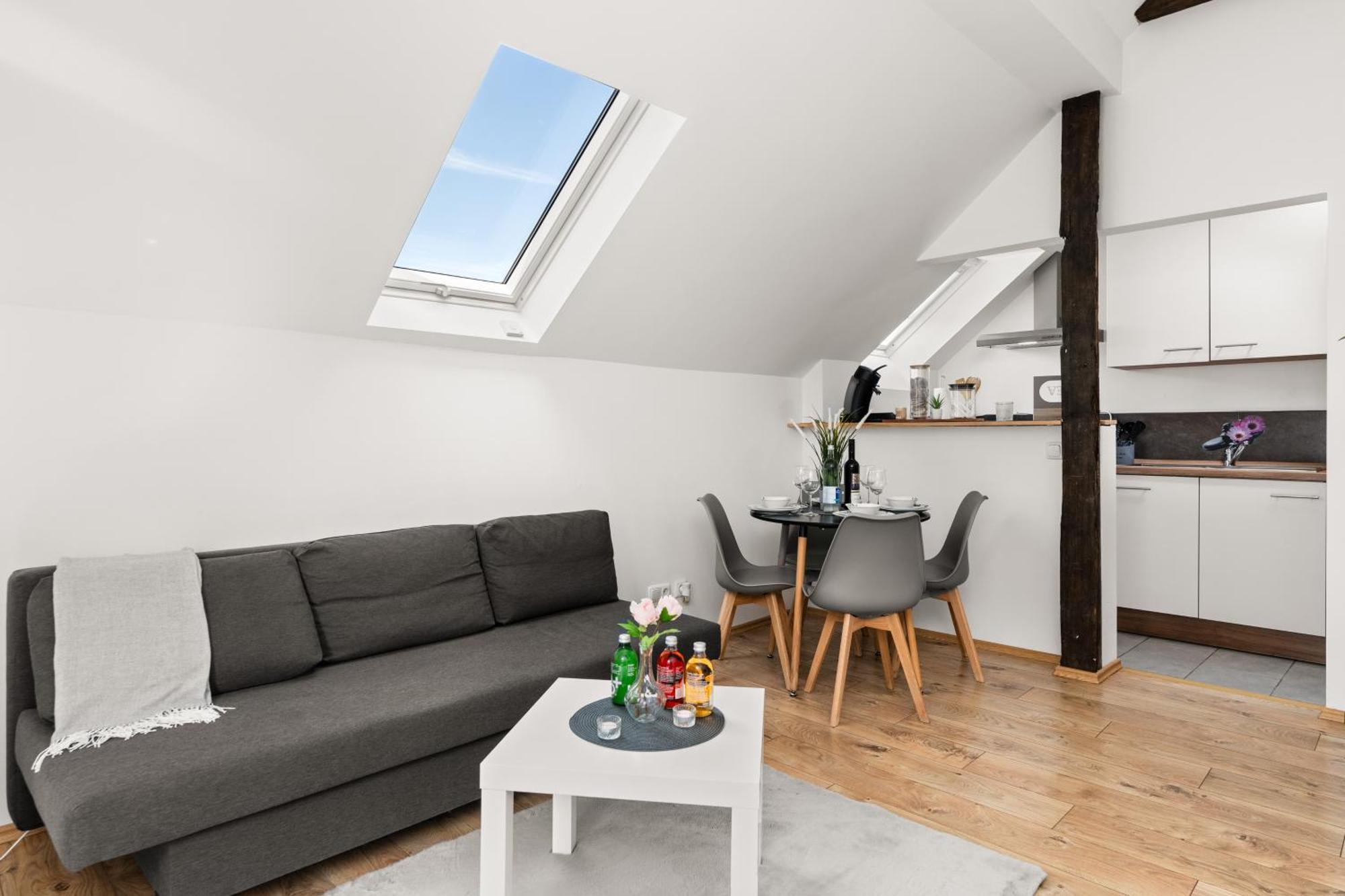 Mola Apartments-Charmante Ferienwohnung Im Herdecke Zentrum Fuer 3 Personen-Grosse Dachterrasse-Grill-Gratis Parken-Wlan Esterno foto