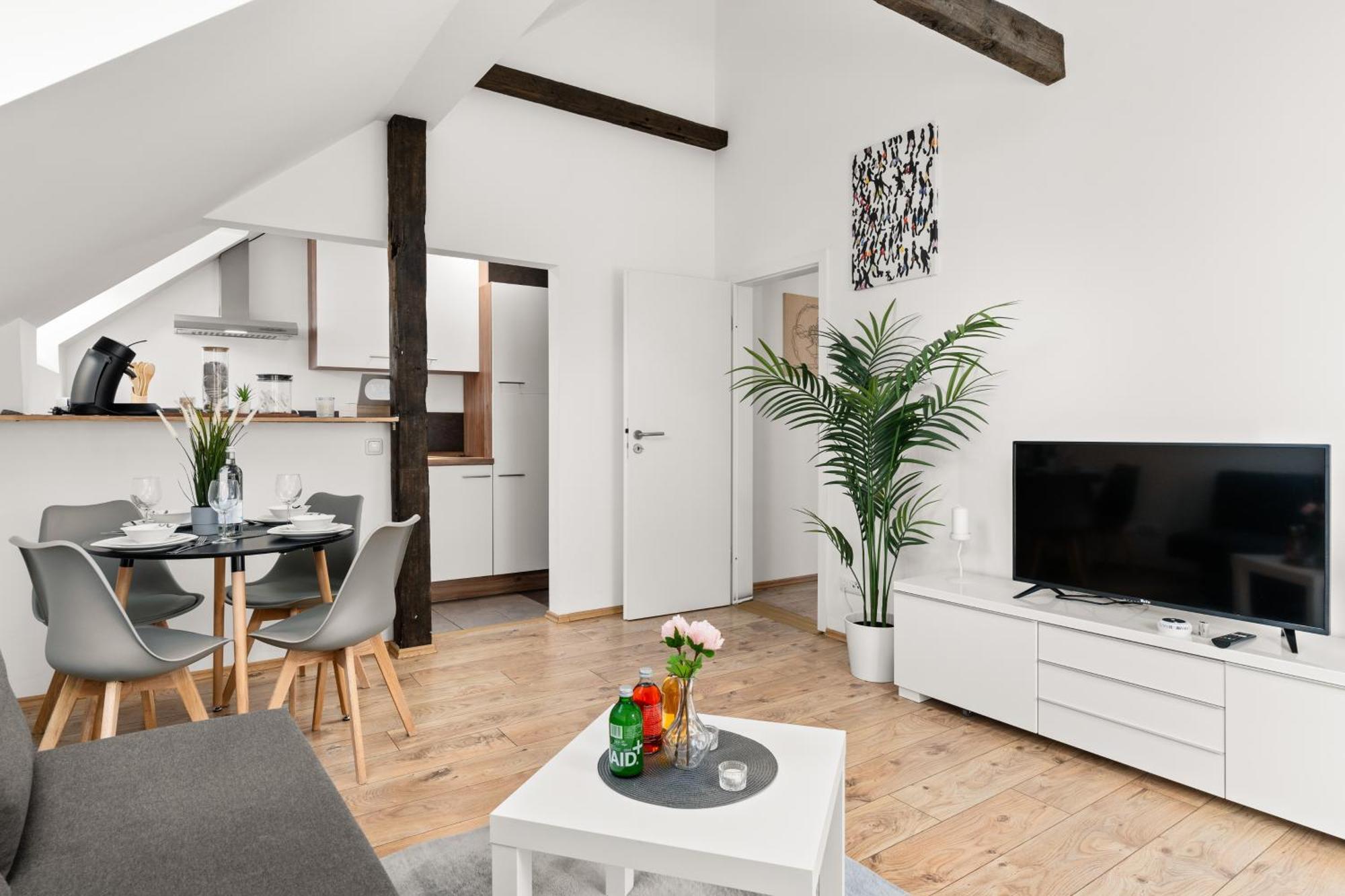 Mola Apartments-Charmante Ferienwohnung Im Herdecke Zentrum Fuer 3 Personen-Grosse Dachterrasse-Grill-Gratis Parken-Wlan Esterno foto